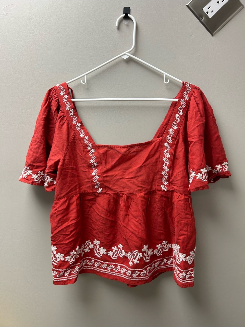 Old Navy Women’s Flutter-Sleeve Smocked Red Embroidery Swing Blouse
